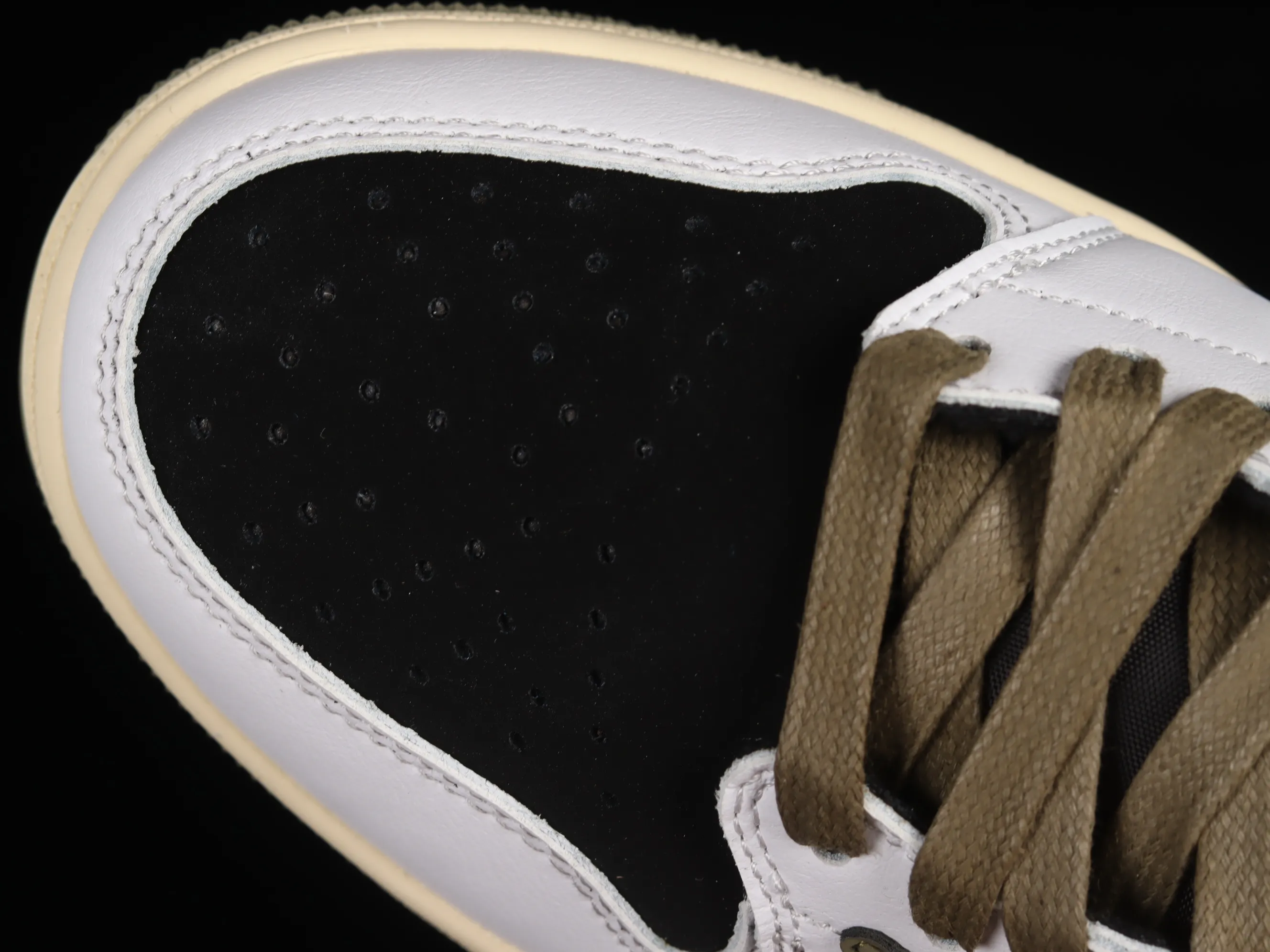 All Categories Air Jordan Jordan Series Basketball Shoes Air Jordan 1 Low Travis Scott x Air Jordan 1 Low OG AJ1 Joe 1 Reverse Overhead Joint Style Casual Sports Basketball Shoes DZ4317-106